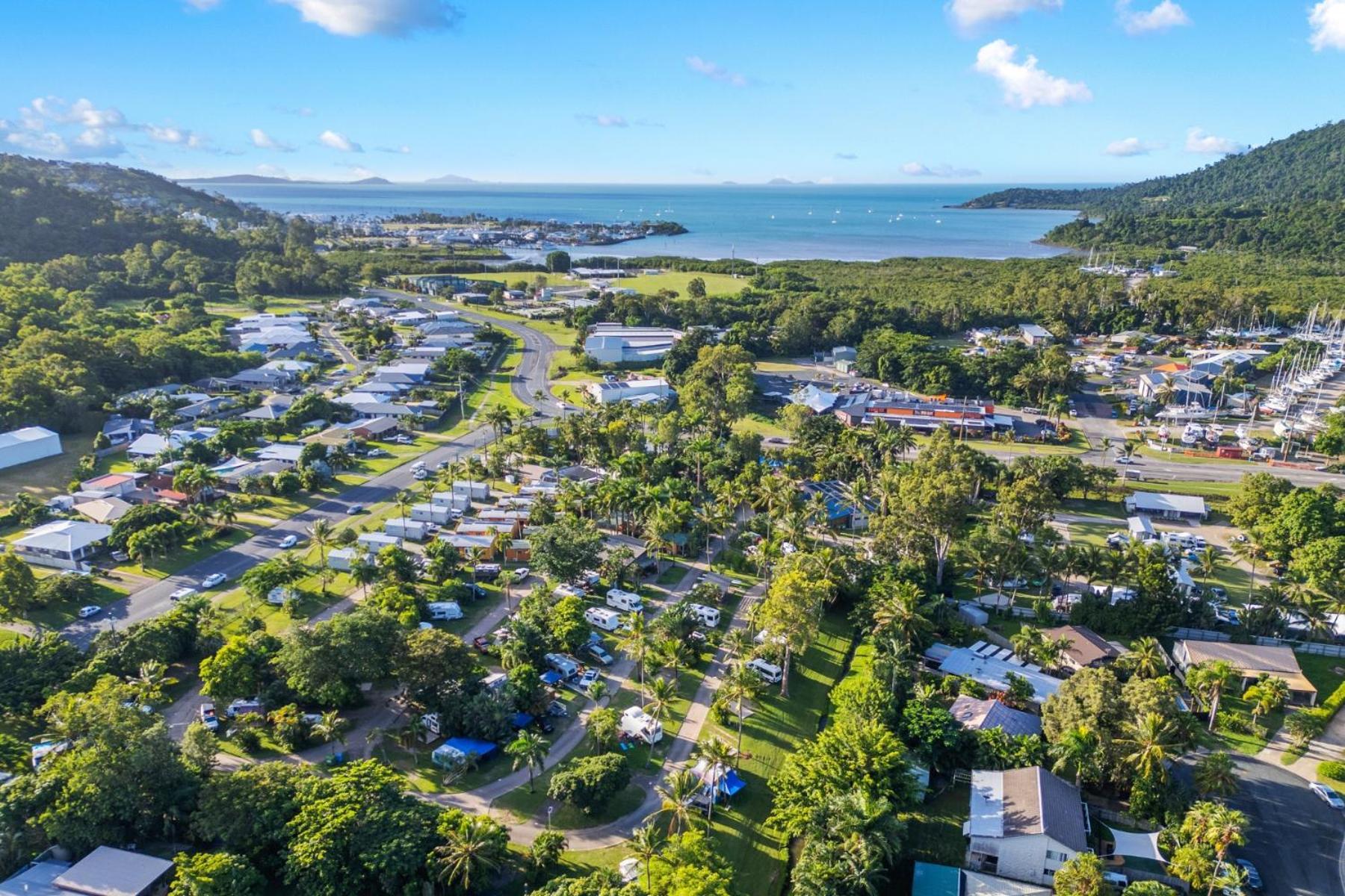 Tasman Holiday Parks - Еърли Бийч Екстериор снимка